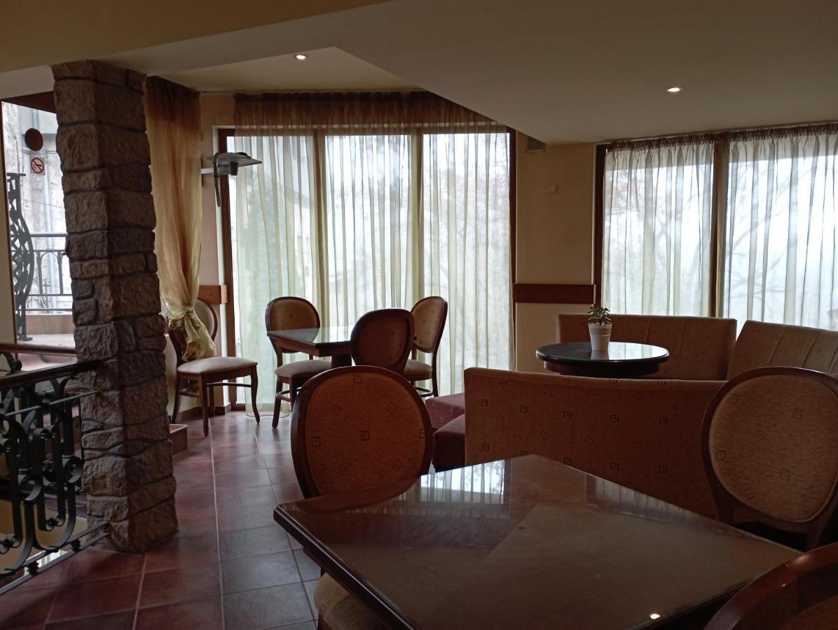 Hotel Bolyari Велико-Тырново Экстерьер фото