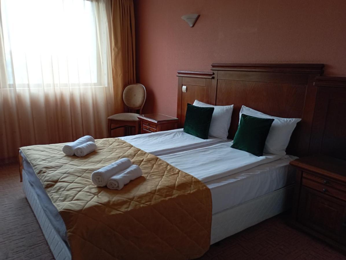 Hotel Bolyari Велико-Тырново Экстерьер фото