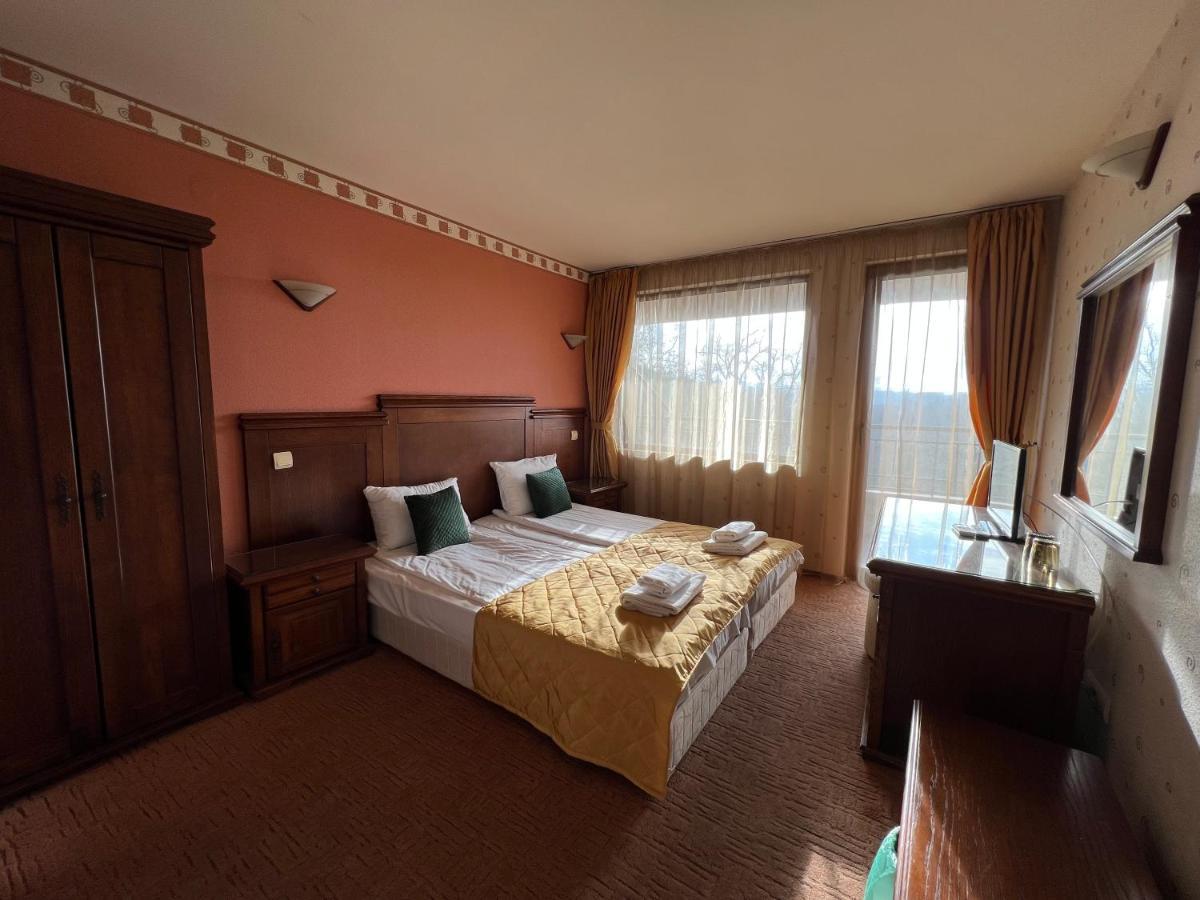 Hotel Bolyari Велико-Тырново Экстерьер фото