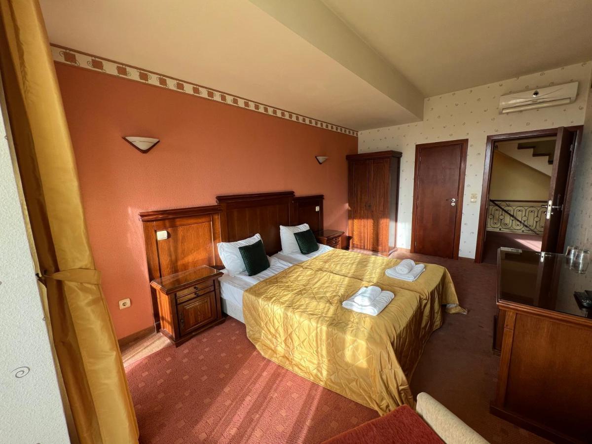 Hotel Bolyari Велико-Тырново Экстерьер фото